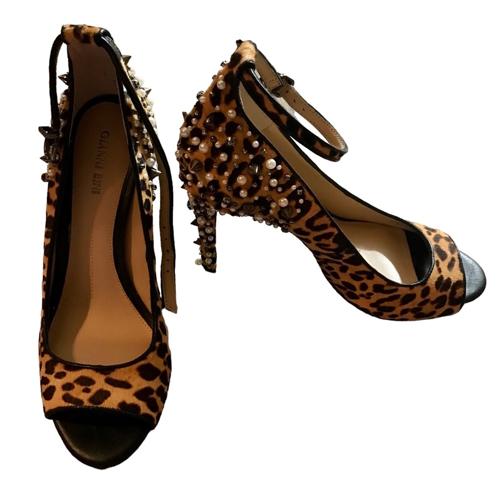 Gianni Bini Heel’s Size 9 Women’s Party Leopard Hair Studs Pearls Ankle Strap